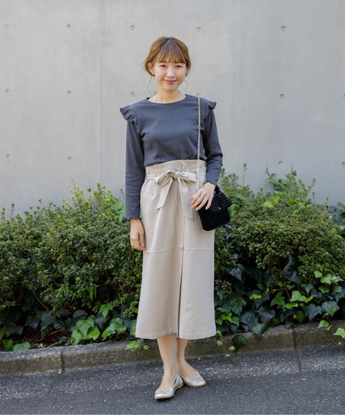 flower（フラワー）の「ショルダーペタルトップ（シャツ/ブラウス・レディース・ブラック/ピンク・FREE）」の11枚目の写真