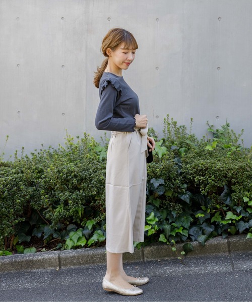 flower（フラワー）の「ショルダーペタルトップ（シャツ/ブラウス・レディース・ブラック/ピンク・FREE）」の12枚目の写真