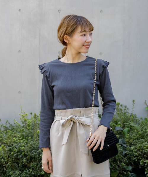 flower（フラワー）の「ショルダーペタルトップ（シャツ/ブラウス・レディース・ブラック/ピンク・FREE）」の14枚目の写真