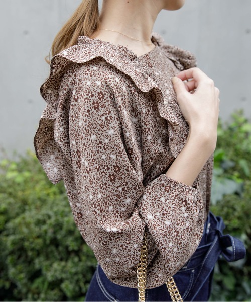 flower（フラワー）の「フェミニンフラッフブラウス（シャツ/ブラウス・レディース・アイボリー/ブラウン・FREE）」の16枚目の写真