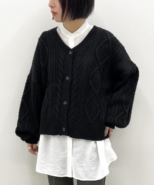 apres jour mignon（アプレジュールミニョン）の「ベーシックバンドカラーシャツ【ZOZOTOWN限定アイテム】（シャツ/ブラウス・レディース・オフホワイト/ブラック/グレイッシュベージュ・X-LARGE/フリー）」の7枚目の写真