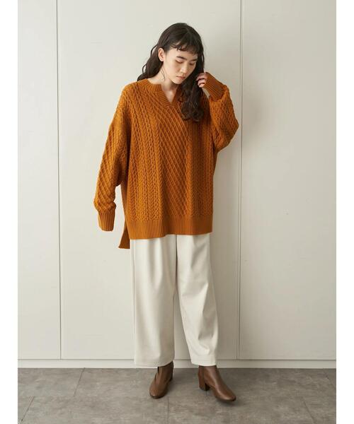 AMERICAN HOLIC(アメリカンホリック)の「キーネックケーブルニットチュニック *(ニット/セーター・レディース・ライトベージュ/オフホワイト/ネイビー/オレンジ・FREE)」の22枚目の写真