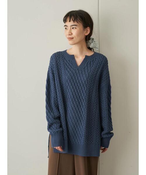 AMERICAN HOLIC(アメリカンホリック)の「キーネックケーブルニットチュニック *(ニット/セーター・レディース・ライトベージュ/オフホワイト/ネイビー/オレンジ・FREE)」の19枚目の写真