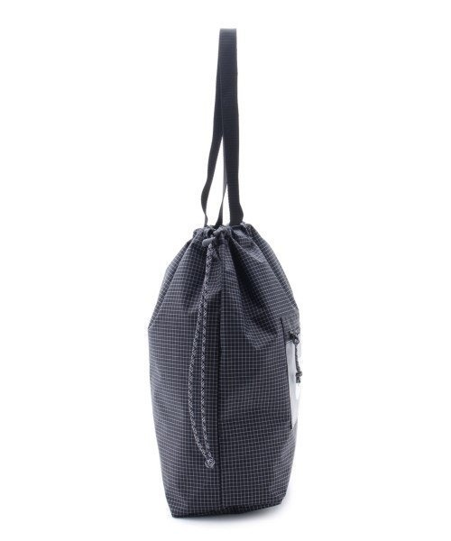 NIKE(ナイキ)の「【NIKE】NK HERITAGE TOTE - TRL(トートバッグ・レディース・ブラック・FREE)」の11枚目の写真