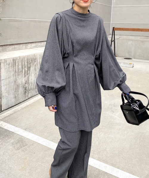 WHO'S WHO gallery（フーズフーギャラリー）の「アソートペザントスリーブミニワンピ（シャツワンピース・レディース・ブルー/ホワイト系その他/ブラック/オフホワイト/ブラック系その他2/ブラック系その他・FREE）」の5枚目の写真