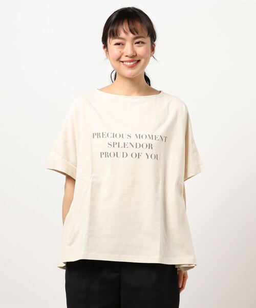 Samansa Mos2 blue（サマンサモスモスブルー）の「ロゴプリントビッグTee（Tシャツ/カットソー・レディース・オフホワイト/ライトベージュ/チャコール/サックスブルー/ピンク・ﾌﾘ-）」の4枚目の写真