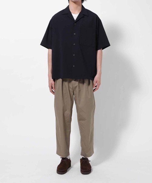 ADAM ET ROPE'（アダムエロペ）の「《WEB限定》ルーズ2タック ワイドテーパードアンクルパンツ/UNISEX（その他パンツ・メンズ・ホワイト/ブラック/ピンク系その他/カーキ系・S/M/L）」の12枚目の写真