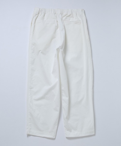 ADAM ET ROPE'（アダムエロペ）の「《WEB限定》ルーズ2タック ワイドテーパードアンクルパンツ/UNISEX（その他パンツ・メンズ・ホワイト/ブラック/ピンク系その他/カーキ系・S/M/L）」の18枚目の写真