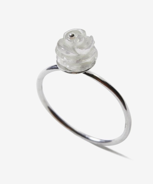 rehacer(レアセル)の「rehacer : Natural Stone Point Ring / ナチュラルストーン ポイント リング(リング・レディース・ホワイト/パープル/ネイビー/ピンク/イエロー/オレンジ/グリーン・FREE)」の2枚目の写真