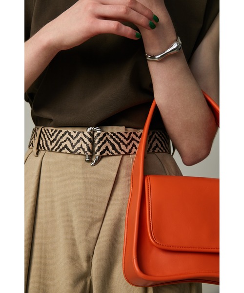 SLY（スライ）の「UNIQUE METAL BANGLE/メタルバングル（バングル/リストバンド・レディース・シルバー/ゴールド・FREE）」の4枚目の写真