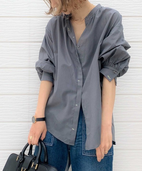 Q（キュー）の「コットンボイルギャザーカフスシャツ（シャツ/ブラウス・レディース・グレー/カーキ/アイボリー・ONE SIZE）」の2枚目の写真