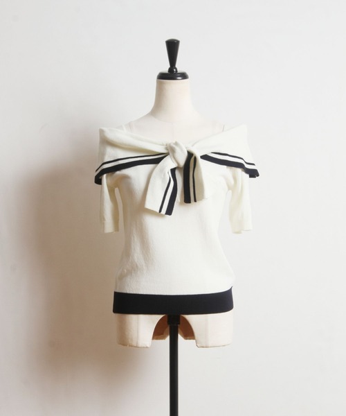 tocco closet（トッコ　クローゼット）の「配色ライン入りオフショル風ボウタイニットプルオーバー（ニット/セーター・レディース・ホワイト/ネイビー/ピンクベージュ・M）」の5枚目の写真