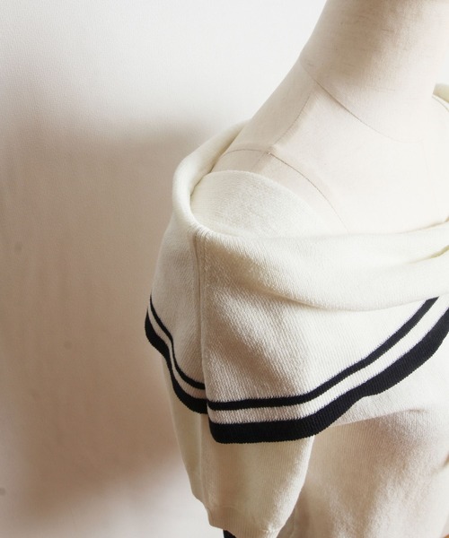 tocco closet（トッコ　クローゼット）の「配色ライン入りオフショル風ボウタイニットプルオーバー（ニット/セーター・レディース・ホワイト/ネイビー/ピンクベージュ・M）」の14枚目の写真