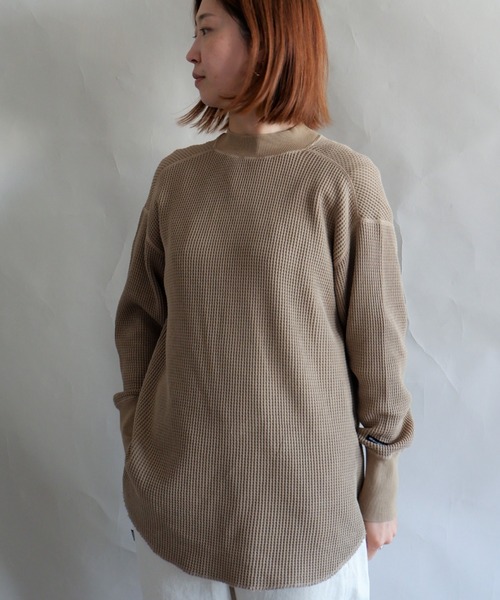 MANASTASH（マナスタッシュ）の「MANASTASH/マナスタッシュ　W's  HEAVY SNUG THERMAL MOCK NECK　ウィメンズ　ヘビースナッグサーマル　モックネック（Tシャツ/カットソー・レディース・ベージュ/ナチュラル/ブラウン/ブラック・MEDIUM）」の10枚目の写真