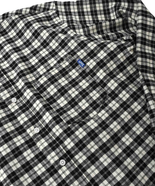 Lafayette（ラファイエット）の「LFYT ラファイエット [Lafayette] - ロゴ ビックシルエット プレイド チェック 長袖 シャツ[L LOGO BIG SILHOUETTE PLAID SHIRT]（シャツ/ブラウス・メンズ・ホワイト/レッド/グリーン・L/M）」の5枚目の写真