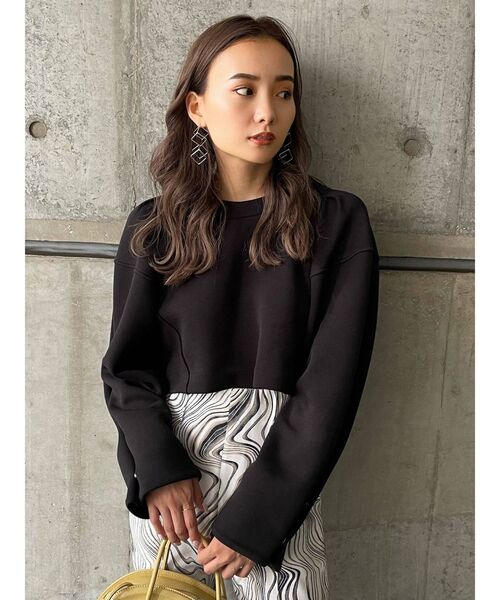 EMODA（エモダ）の「タックスリーブソリッドトップ（Tシャツ/カットソー・レディース・ブラック/ベージュ/カーキ・FREE）」の2枚目の写真