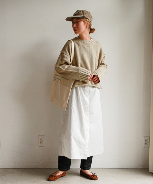 feepur（フェピュール）の「《ウォッシャブル》ボリュームクロップドニット（ニット/セーター・レディース・オフホワイト/ブラック/ベージュ/ブルー/ピンクベージュ・MEDIUM）」の22枚目の写真