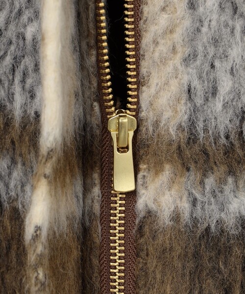 GRACE CONTINENTAL（グレースコンチネンタル）の「シャギーチェック