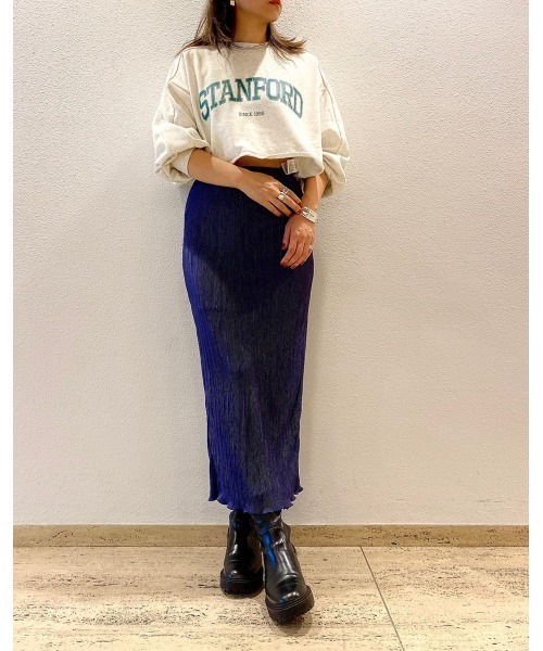 LiSeek（リシーク）の「【LiSeeK】光沢プリーツロングスカート（スカート・レディース・パープル/ブラック/ライトブラウン・FREE）」の22枚目の写真