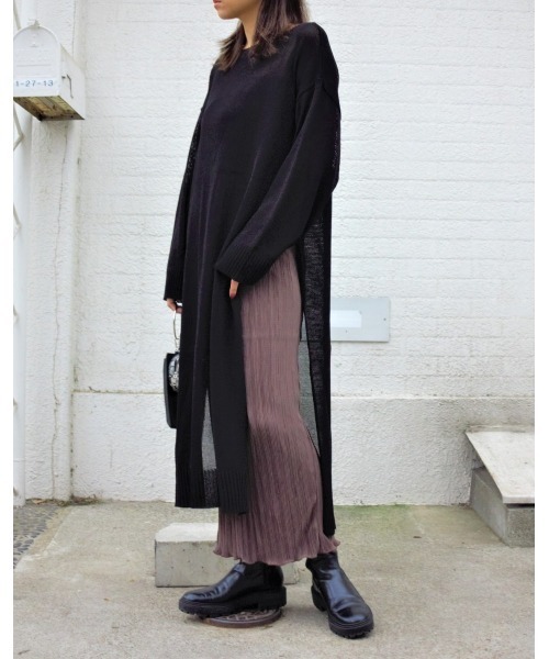 LiSeek（リシーク）の「【LiSeeK】光沢プリーツロングスカート（スカート・レディース・パープル/ブラック/ライトブラウン・FREE）」の21枚目の写真