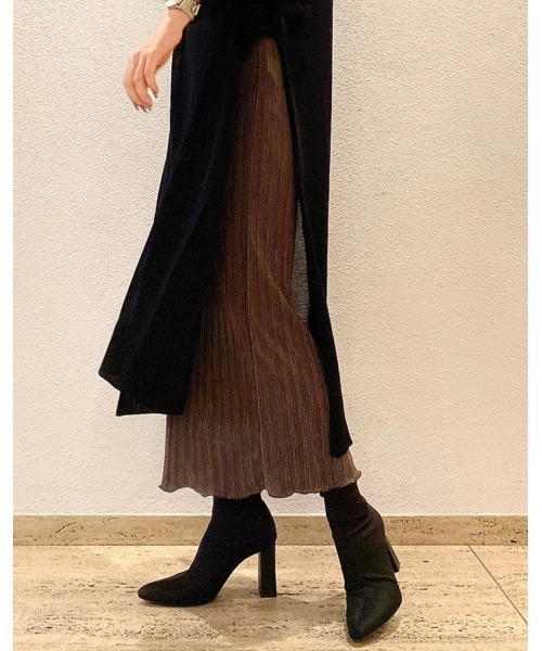 LiSeek（リシーク）の「【LiSeeK】光沢プリーツロングスカート（スカート・レディース・パープル/ブラック/ライトブラウン・FREE）」の15枚目の写真