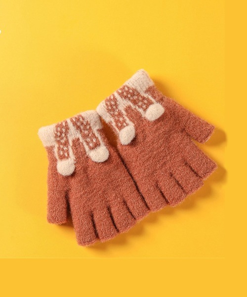 aimoha(アイモハ)の「【aimoha-KIDS-】【定番】指切りアニマル耳モチーフ手袋グローブ(手袋・キッズ・ベージュ/イエロー/ブルー/ピンク/オレンジ/グレー・ONE SIZE)」の6枚目の写真