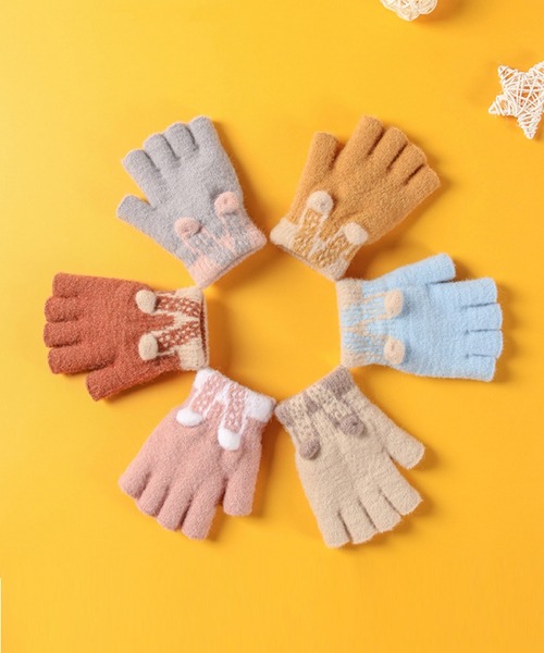 aimoha(アイモハ)の「【aimoha-KIDS-】【定番】指切りアニマル耳モチーフ手袋グローブ(手袋・キッズ・ベージュ/イエロー/ブルー/ピンク/オレンジ/グレー・ONE SIZE)」の12枚目の写真