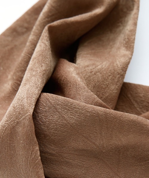 colleca la（コレカラ）の「ワッシャーヘアターバン（ヘアバンド・レディース・ブラック/ネイビー/ブラウン・ﾌﾘ-）」の4枚目の写真