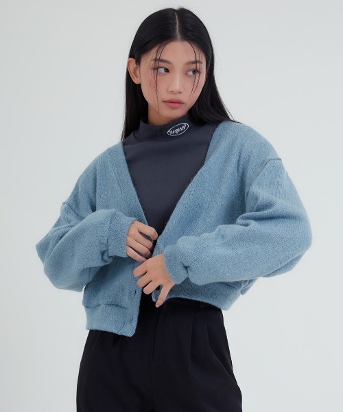 ACOVER(オコボ)の「A'GEM/9 × .kom『ACOVER/オコボ』CROPFIT V-NECK WOOL KNIT CARDIGAN/クロップド丈 Vネックボタンウールニットカーディガン(カーディガン/ボレロ・レディース・ベージュ/グレー/ブルー/アイボリー/ブラック・FREE)」の5枚目の写真