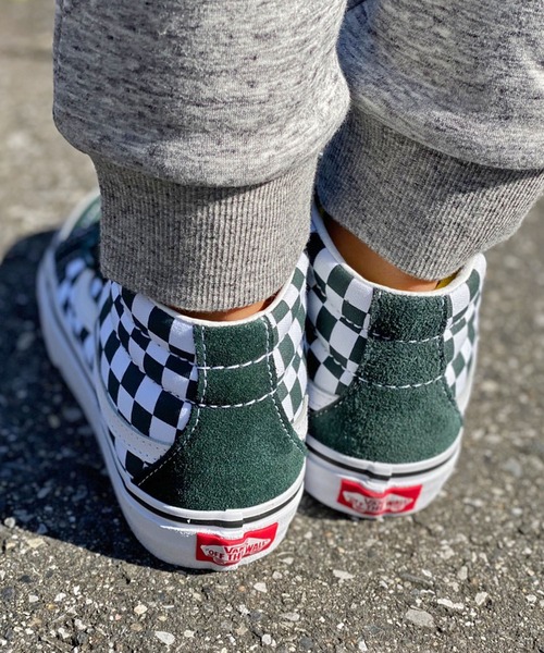 VANS（バンズ）の「VANS/バンズ Sk8-Mid Reissue チェッカー スニーカー（スニーカー・キッズ・グリーン・1/2/3）」の9枚目の写真