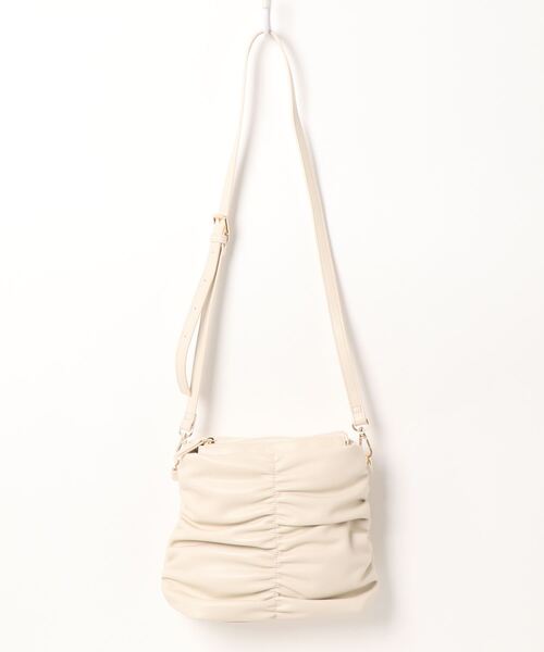 N.（N. Natural Beauty Basic）（エヌエヌナチュラルビューティーベーシック）の「チェーン付ミニショルダーバッグ（トートバッグ・レディース・ホワイト/イエロー・ﾌﾘ-）」の15枚目の写真