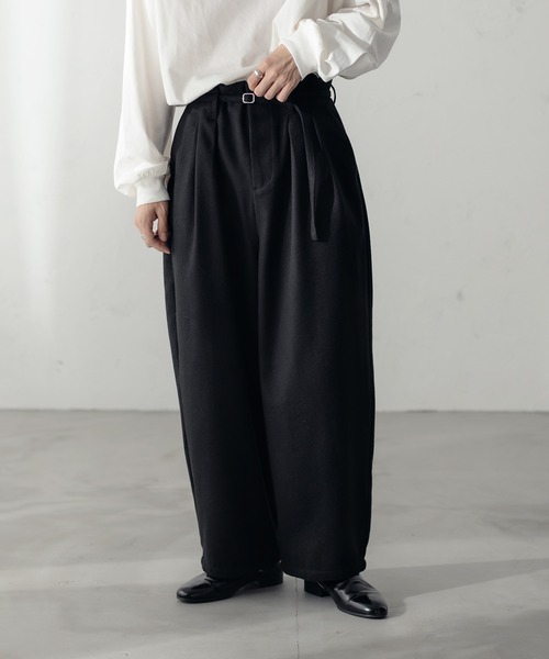 epnok（エプノック）の「ハイウエストタックワイドパンツ【SET-UP】（スラックス・メンズ・ブラック/ベージュ/ダークブラウン・SMALL/MEDIUM/LARGE）」の2枚目の写真