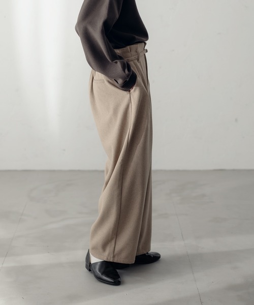 epnok（エプノック）の「ハイウエストタックワイドパンツ【SET-UP】（スラックス・メンズ・ブラック/ベージュ/ダークブラウン・SMALL/MEDIUM/LARGE）」の18枚目の写真