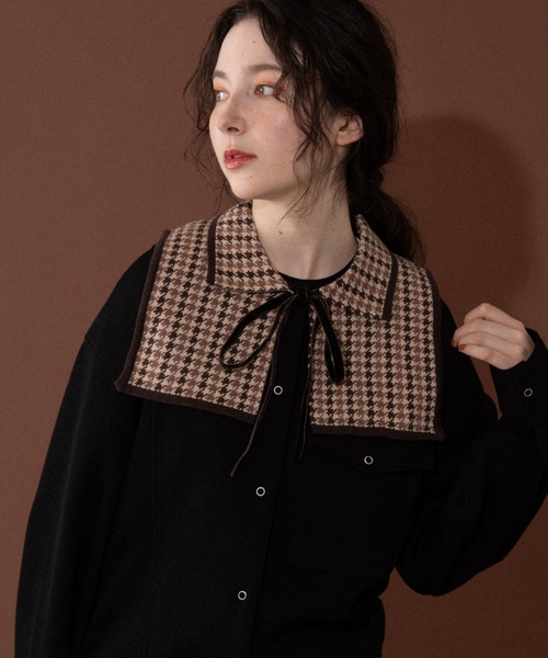 idem(イデム)の「idem knit double collar/チェック柄ニット付け襟(付け襟・レディース・ベージュ/ブラウン・FREE)」の2枚目の写真