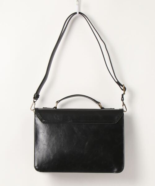 axes femme(アクシーズファム)の「アンティーク調金具使いバッグ(ショルダーバッグ・レディース・ブラック/ブラウン・MEDIUM)」の3枚目の写真