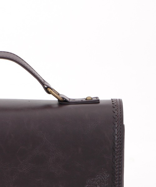 axes femme(アクシーズファム)の「アンティーク調金具使いバッグ(ショルダーバッグ・レディース・ブラック/ブラウン・MEDIUM)」の11枚目の写真