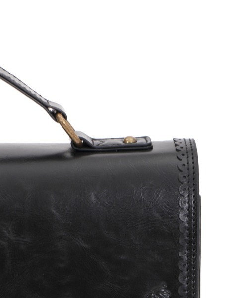 axes femme(アクシーズファム)の「アンティーク調金具使いバッグ(ショルダーバッグ・レディース・ブラック/ブラウン・MEDIUM)」の21枚目の写真