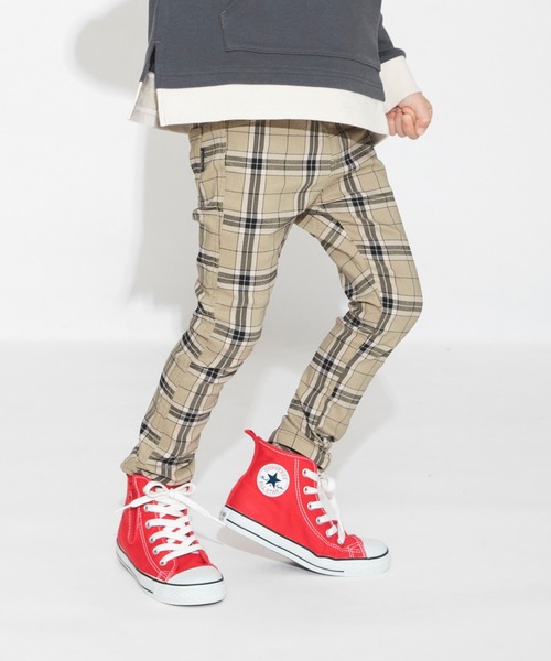 BRANSHES(ブランシェス)の「【プレミアムストレッチ】ロングパンツ(チノパンツ・キッズ・ライトベージュ/ブラック/ベージュ/グレー・130/120/100/90/150/140/110)」の4枚目の写真