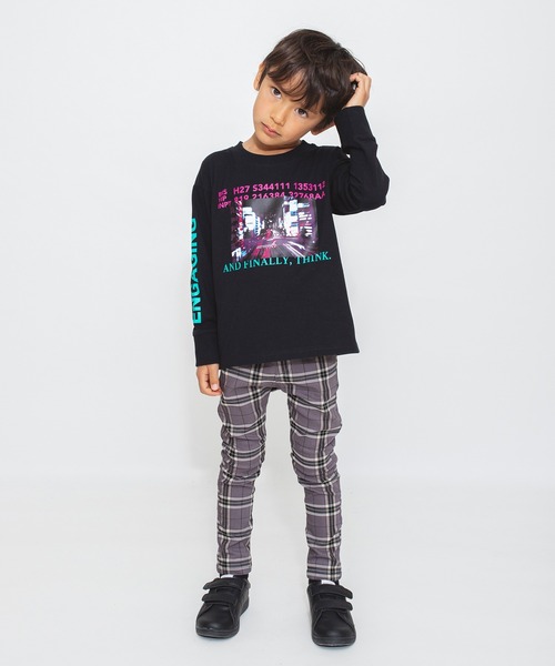 BRANSHES(ブランシェス)の「【プレミアムストレッチ】ロングパンツ(チノパンツ・キッズ・ライトベージュ/ブラック/ベージュ/グレー・130/120/100/90/150/140/110)」の10枚目の写真