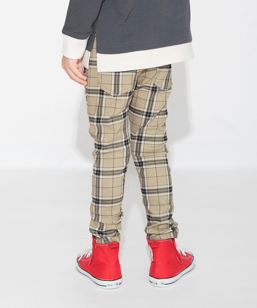 BRANSHES(ブランシェス)の「【プレミアムストレッチ】ロングパンツ(チノパンツ・キッズ・ライトベージュ/ブラック/ベージュ/グレー・130/120/100/90/150/140/110)」の18枚目の写真