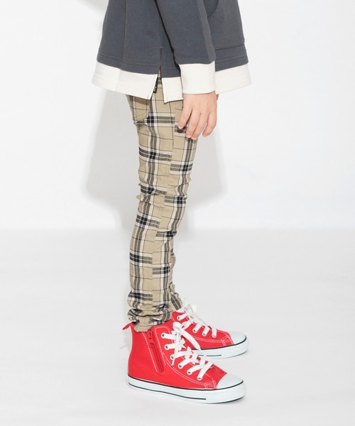 BRANSHES(ブランシェス)の「【プレミアムストレッチ】ロングパンツ(チノパンツ・キッズ・ライトベージュ/ブラック/ベージュ/グレー・130/120/100/90/150/140/110)」の17枚目の写真