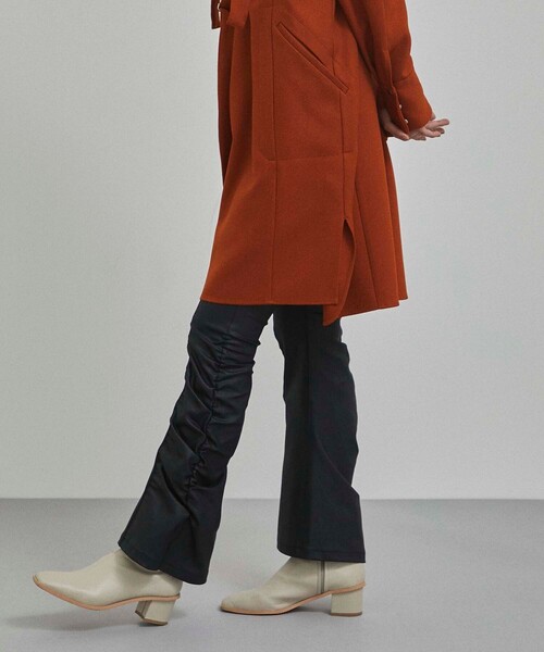 A + TOKYO（エープラストウキョウ）の「シャーリングストレッチパギンス（その他パンツ・レディース・グリーン/ブラック・2/1）」の5枚目の写真