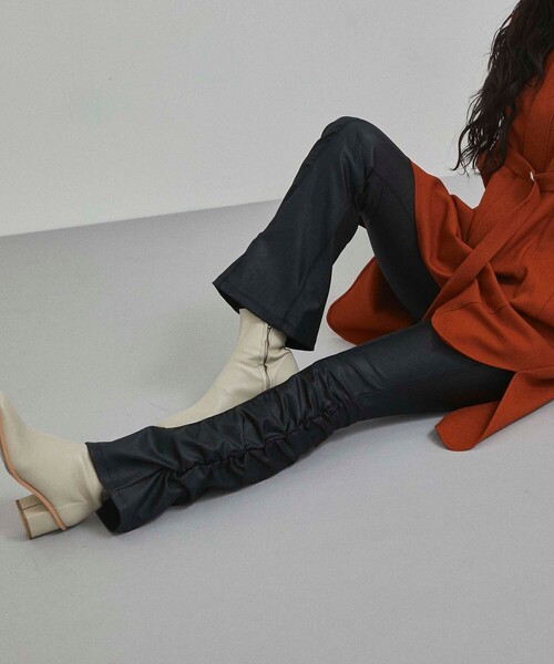 A + TOKYO（エープラストウキョウ）の「シャーリングストレッチパギンス（その他パンツ・レディース・グリーン/ブラック・2/1）」の6枚目の写真