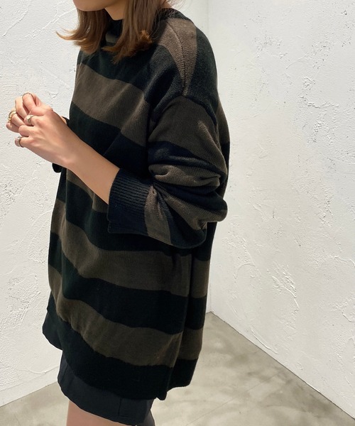 apres jour mignon(アプレジュールミニョン)の「太ボーダーニット【ZOZOTOWN限定アイテム】(ニット/セーター・レディース・ネイビー/ブラック系その他/パープル系その他・X-LARGE/フリー)」の2枚目の写真