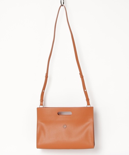 NaNa-NaNa(ナナナナ)の「nana-nana/ナナナナ/A4 (RECYCLED LEATHER)(ショルダーバッグ・レディース・ブラック/キャメル・FREE)」の6枚目の写真