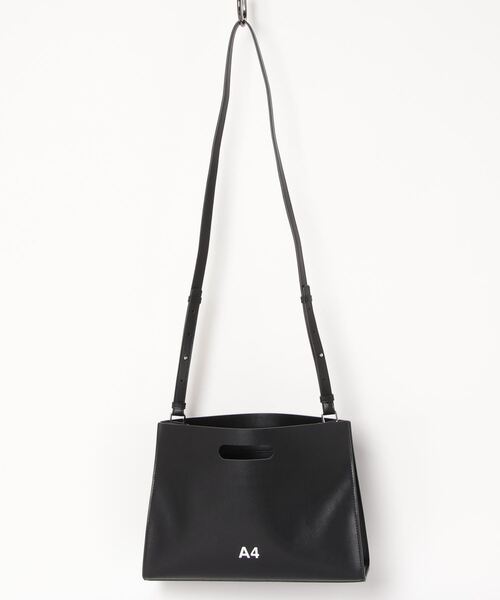 NaNa-NaNa(ナナナナ)の「nana-nana/ナナナナ/A4 (RECYCLED LEATHER)(ショルダーバッグ・レディース・ブラック/キャメル・FREE)」の15枚目の写真