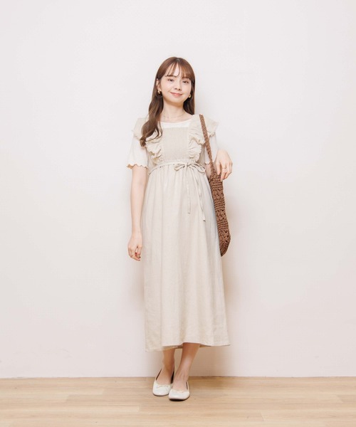 ゆい　flowerワンピ　ベージュ1 flower（フラワー）の「バケーションフリルワンピース