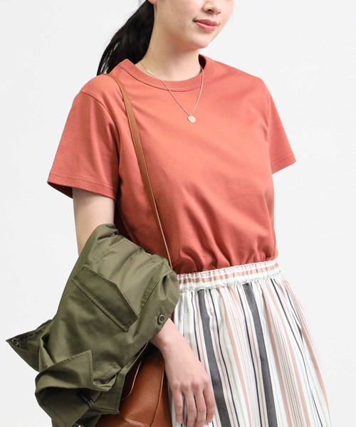 HONEYSUCKLE ROSE（ハニーサックルローズ）の「【HONEYSUCKLE ROSE】スムースレギュラーＴシャツ（Tシャツ/カットソー・レディース・カーキブラウン/ベージュ/ホワイト/ブラック/ブラウン/オレンジ・L/M/S）」の14枚目の写真