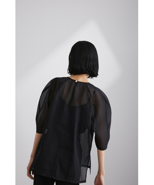 STYLEMIXER（スタイルミキサー）の「フォルムスリーブシアートップス（シャツ/ブラウス・レディース・ブラック/アイボリー/オレンジ/サックスブルー・FREE）」の19枚目の写真