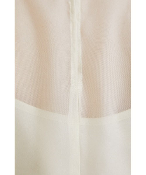 STYLEMIXER（スタイルミキサー）の「フォルムスリーブシアートップス（シャツ/ブラウス・レディース・ブラック/アイボリー/オレンジ/サックスブルー・FREE）」の15枚目の写真